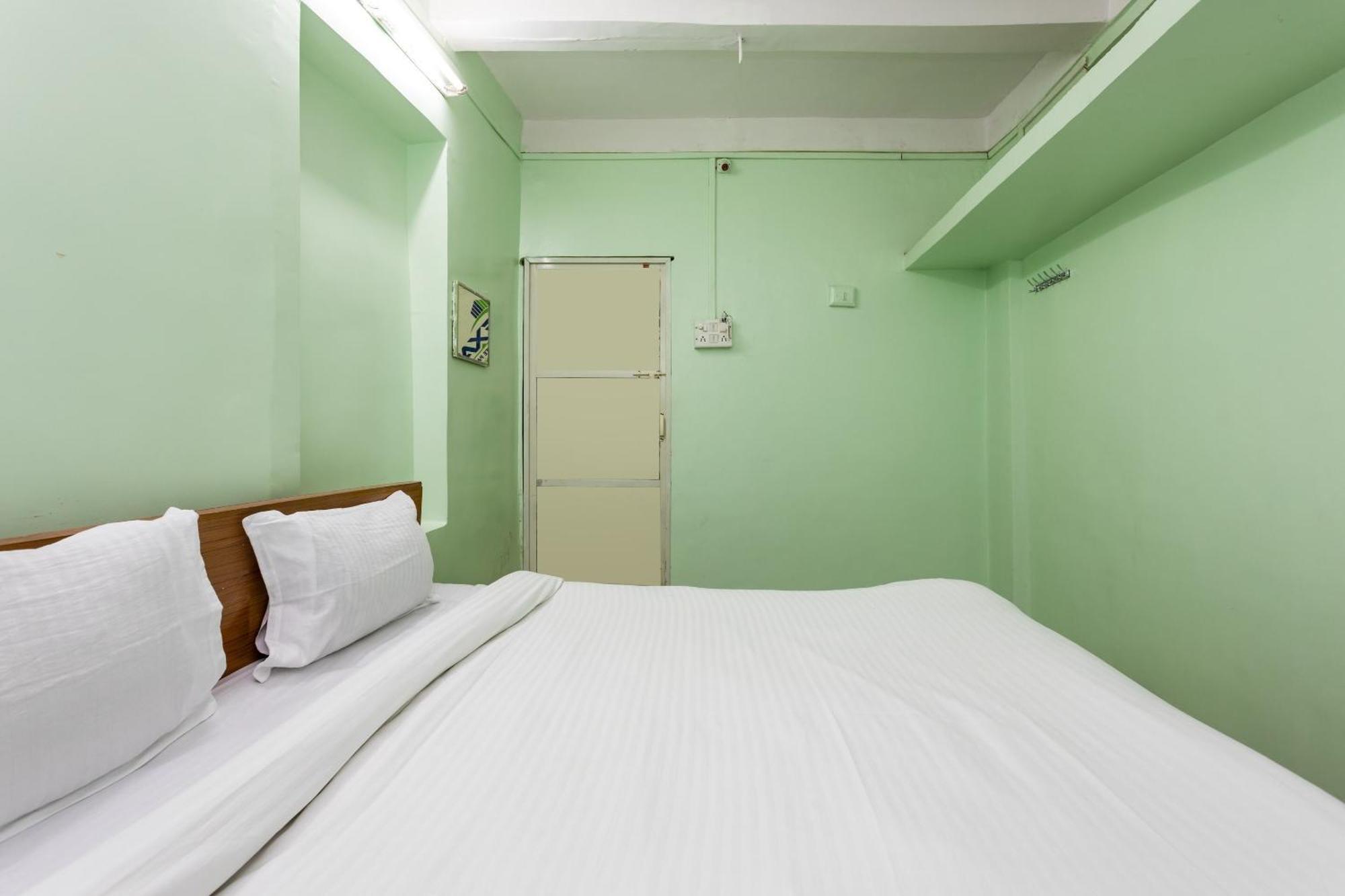 אינדורה Spot On Hotel Sawera מראה חיצוני תמונה